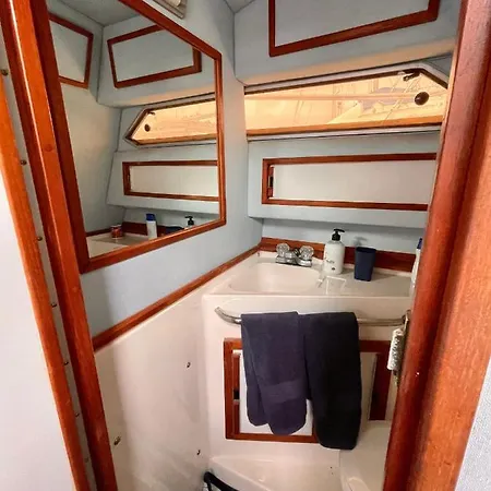 Botel Barco Tuareg Puerto Calero