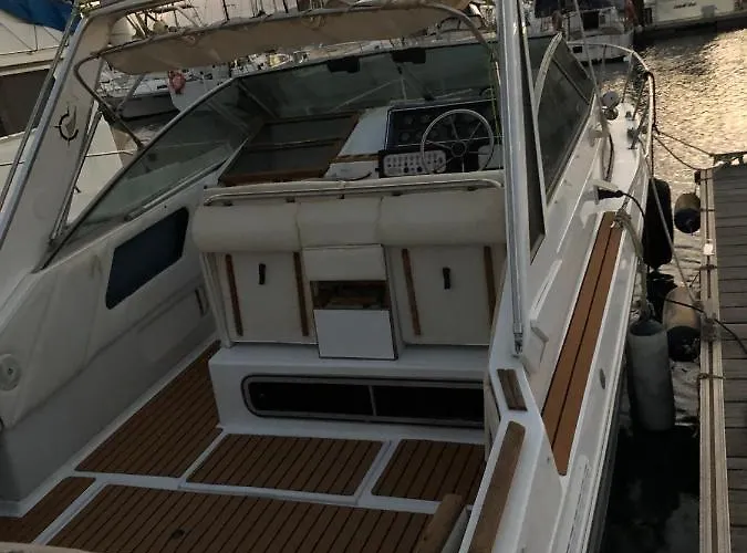 Barco Tuareg 船上ホテル *
