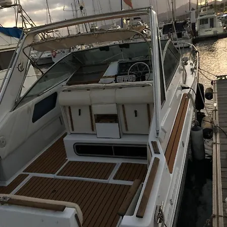 Barco Tuareg 船屋 *